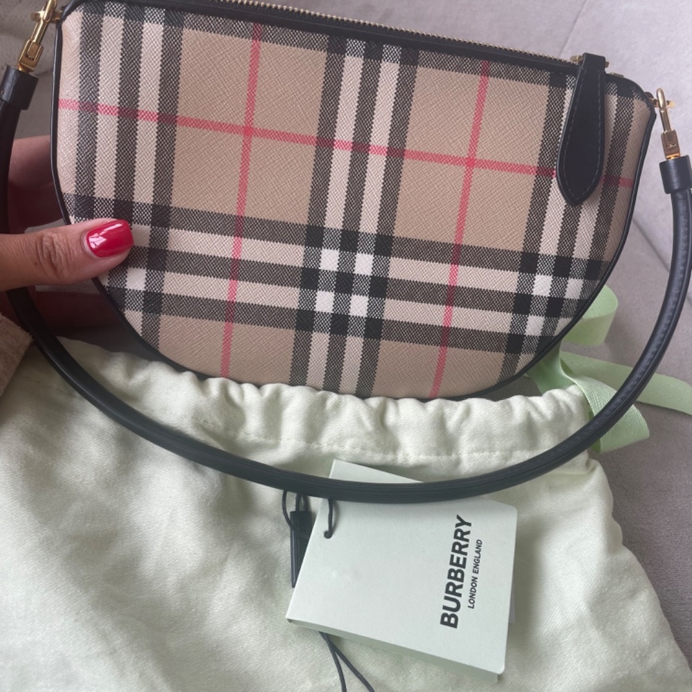 Burberry Olympia Bag - Authentic
